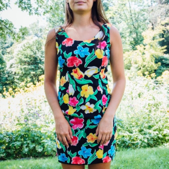 Vintage Dresses & Skirts - SOLD | Floral Body Con Dress by Gianni Petite